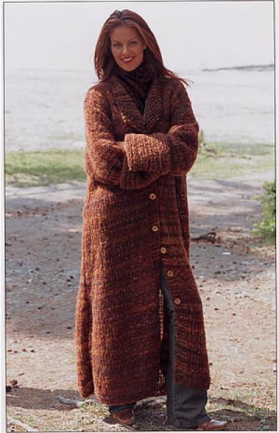 вязаное пальто спицами