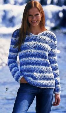 Сине-белый пуловер